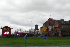 Hatfield & McCoy Dinner Theatre in Pigeon Forge, TN