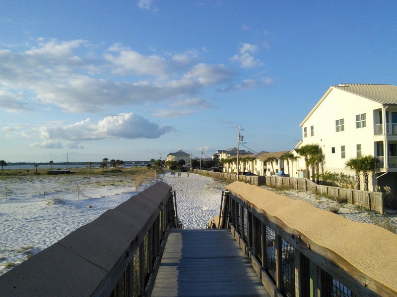 Navarre Beach Walkway