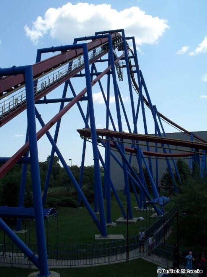 Lift Hill and Line for Superman Ultimate Flight